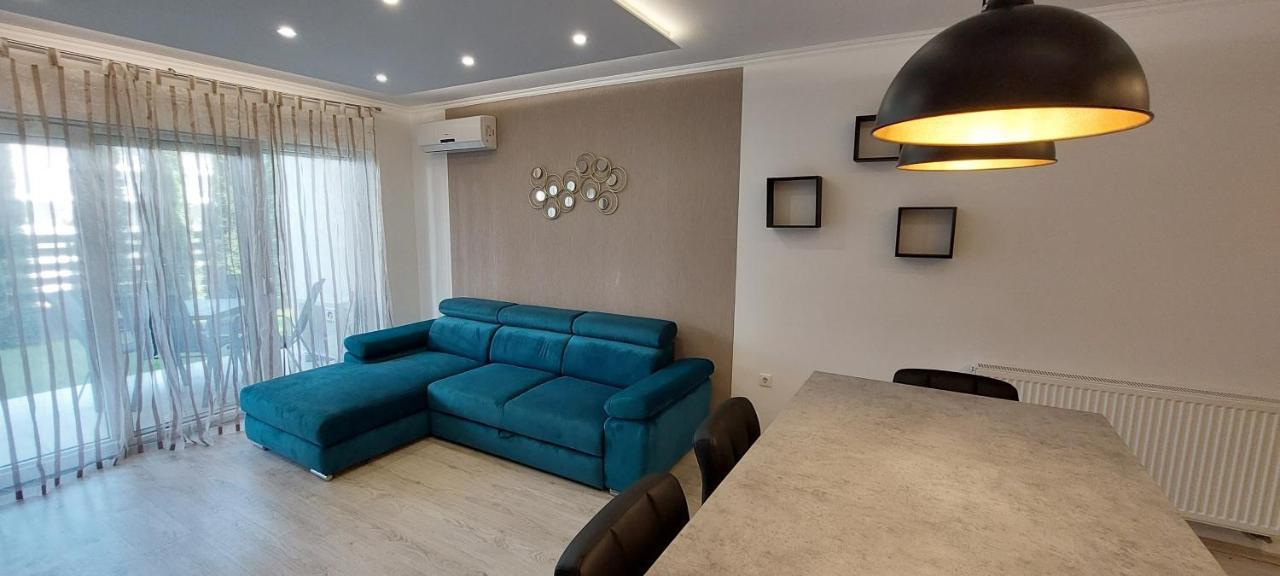 שיופוק Laguna Beach Apartmanok מראה חיצוני תמונה