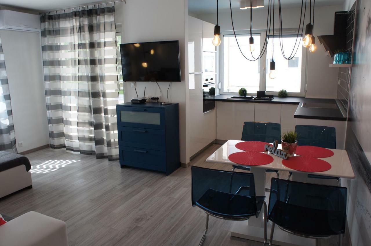שיופוק Laguna Beach Apartmanok מראה חיצוני תמונה